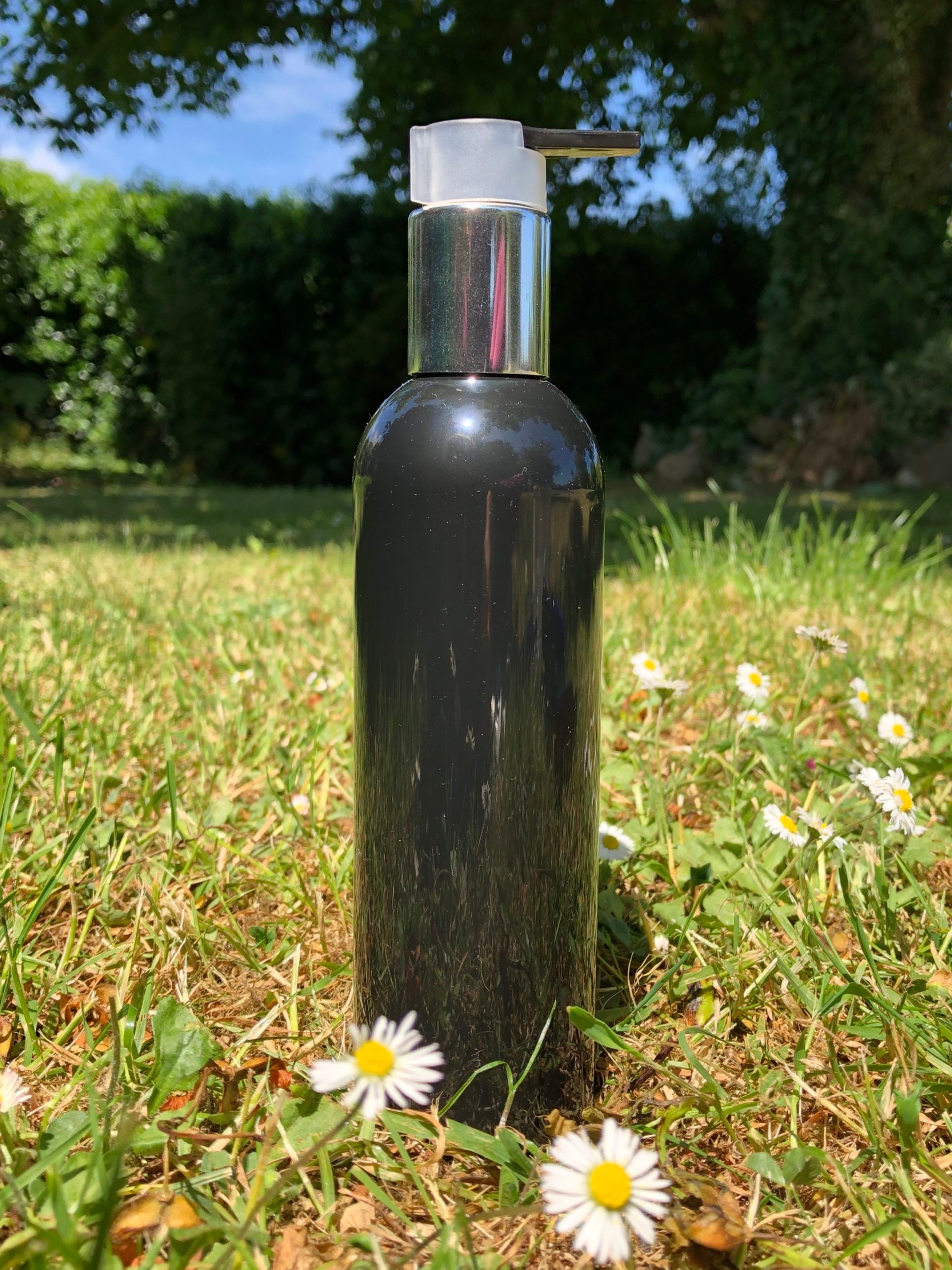 Black (Gloss) 250ml Tall bottle (silver collar pump)