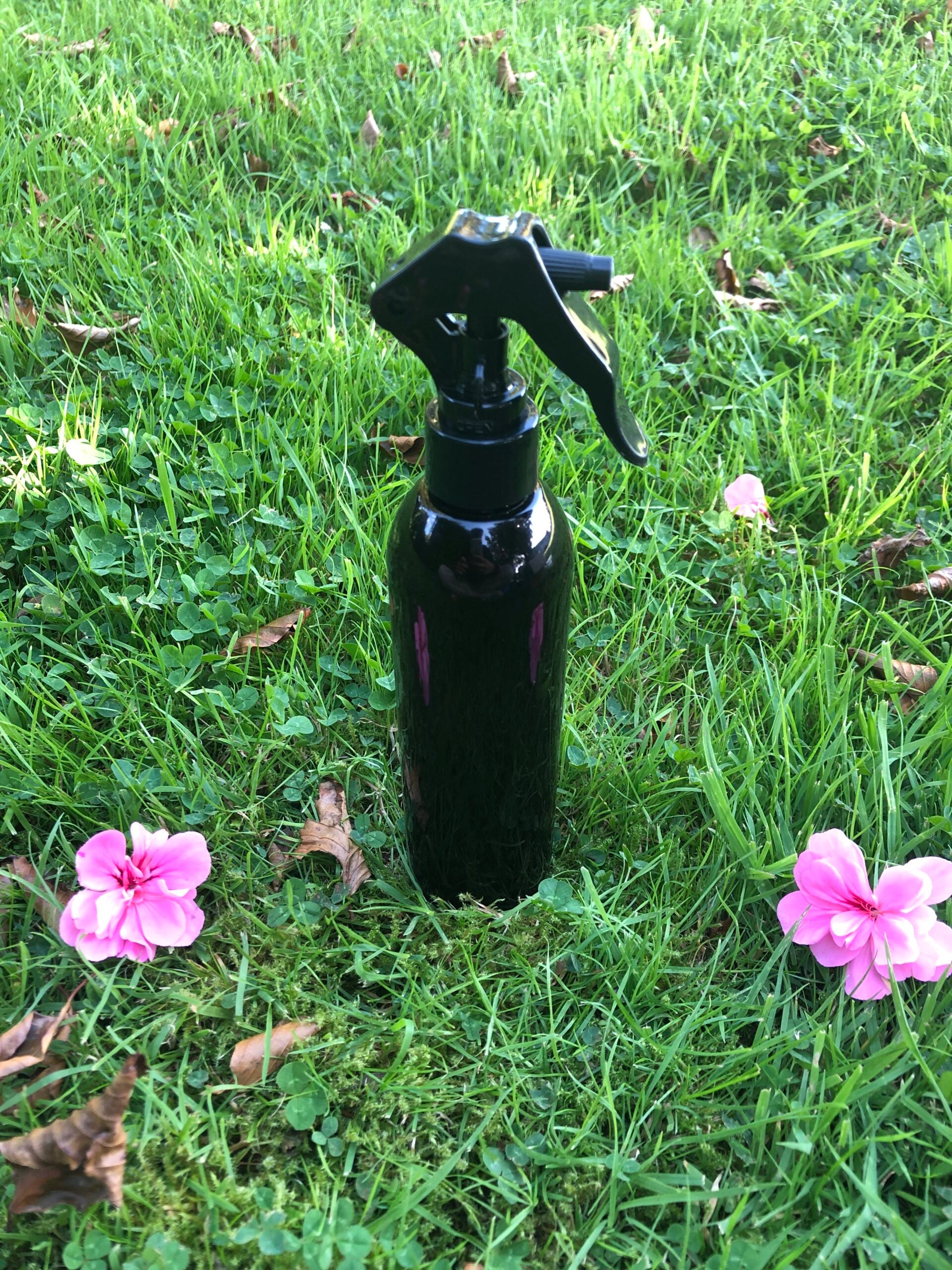 Black PET 250ml Tall bottle (with trigger spray)