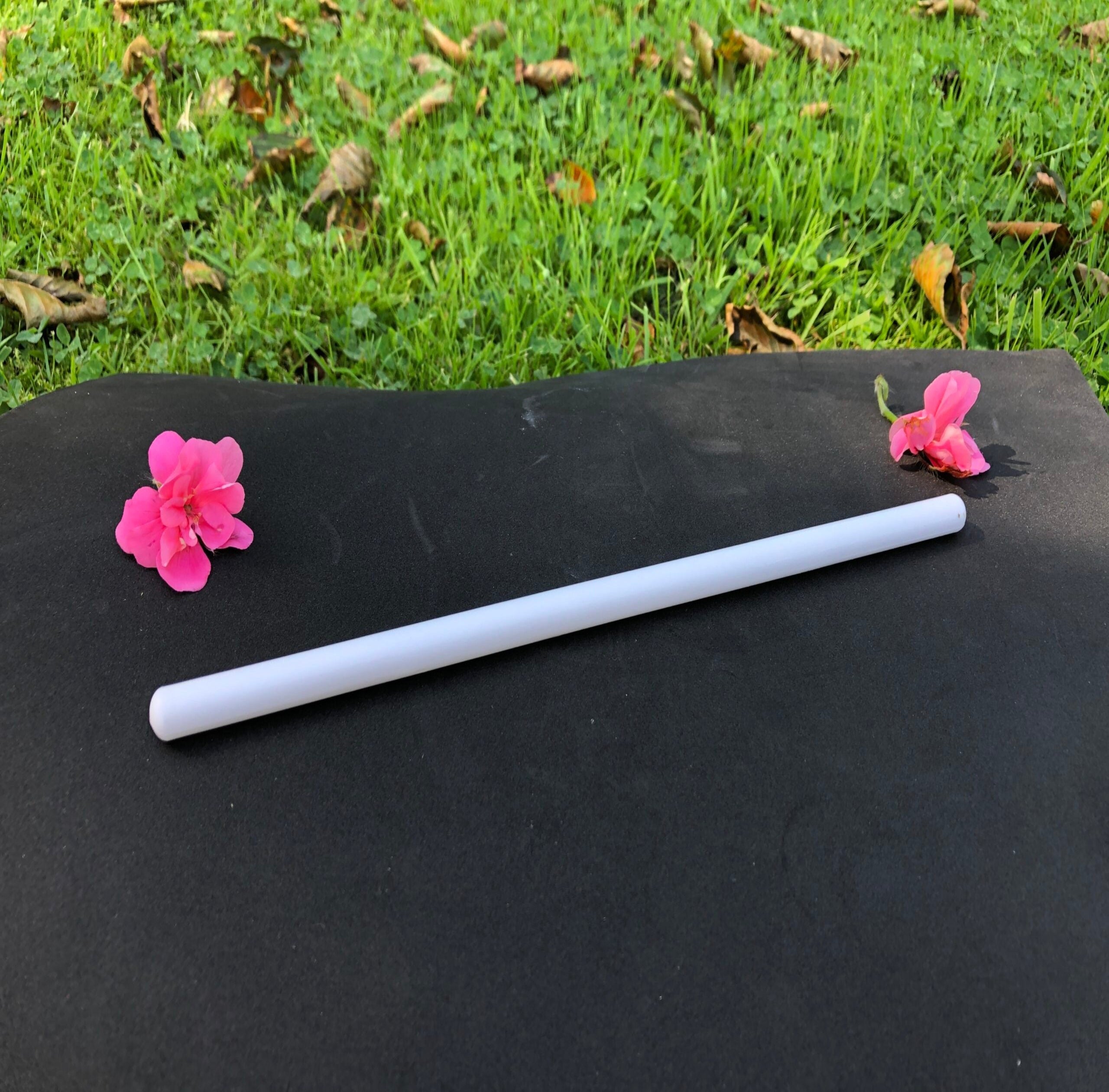 Plastic stirring rod